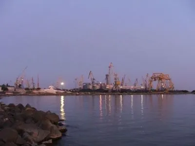 Росія заблокувала українські порти Маріуполь і Бердянськ