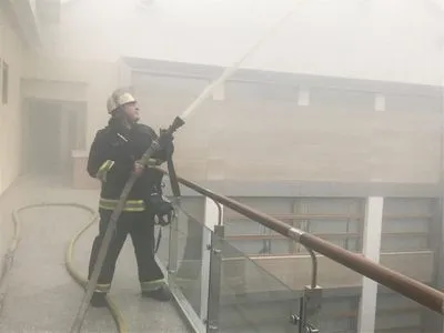 Пожар в здании Минфина потушили, пострадавших нет