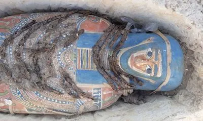 Під Каїром знайшли вісім саркофагів із муміями