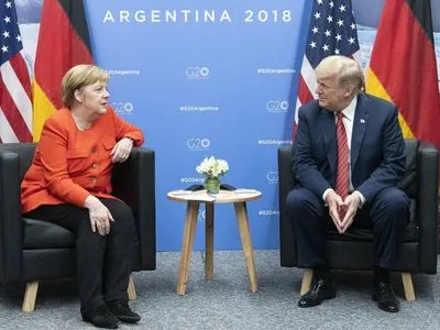 Меркель обговорила з Трампом ескалацію у районі Керченської протоки