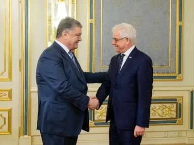 Украина обсудила с Польшей деблокаду Керченского пролива