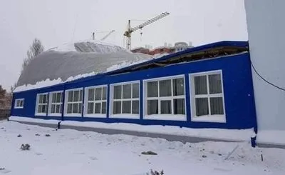 На будівництво школи, в якої від снігу обвалився дах, виділили 17 млн грн