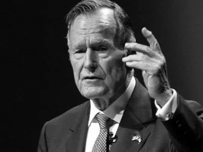 Загальнонаціональну жалобу оголошено в США після смерті Буша-старшого