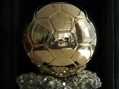 Церемонія вручення нагороди "Золотий м'яч" відбудеться сьогодні в Парижі