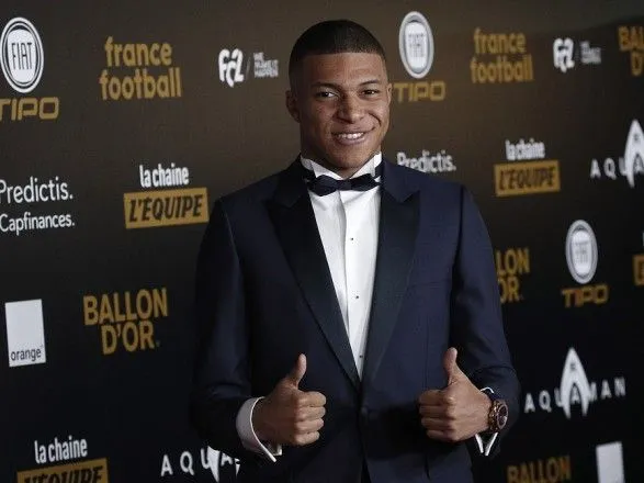 Мбаппе визнали найкращим молодим футболістом світу - France Football