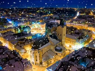 Названы лучшие города для встречи Нового года в Украине