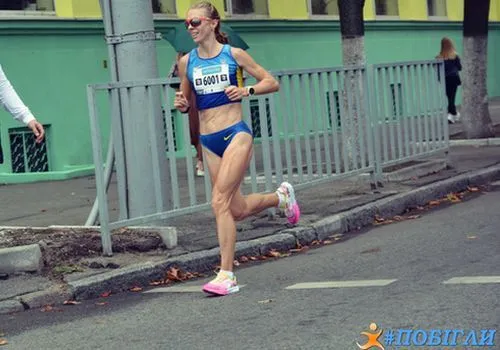 Украинская легкоатлетка попала на подиум марафона в Китае