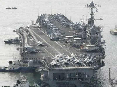 США направили атомный авианосец в Персидский залив для демонстрации силы Ирану