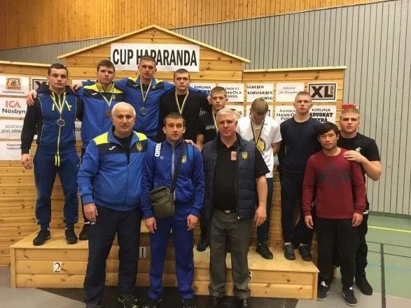 Украинцы завоевали семь медалей на турнире по борьбе в Швеции