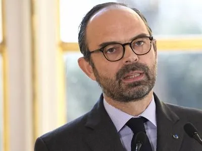 Прем'єр Франції підтвердив скасування підвищення податку на паливо в 2019 році