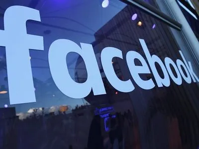 Facebook запретили публикации с сексуальным подтекстом