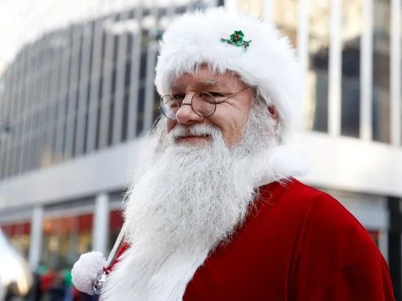 В США арестовали мужчину, который говорил детям, что Санта Клауса не существует