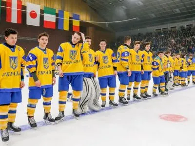 Молодежная сборная Украины провела стартовую игру на ЧМ по хоккею