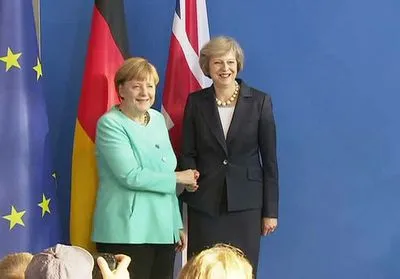 Мей та Меркель зустрінуться для обговорення Brexit