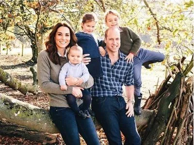 У мережі з’явилося фото королівської родини, що прикрасить різдвяну листівку