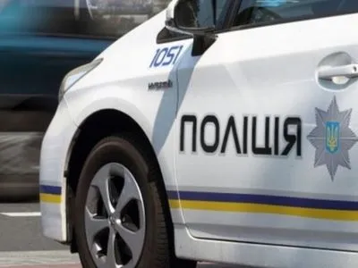 В Черниговской области  водитель врезался в полицейскую машину