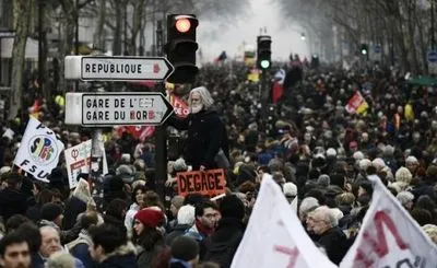 Протесты во Франции: количество задержанных продолжает расти