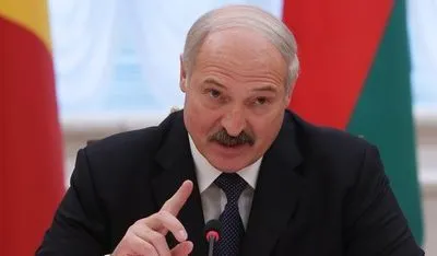 Лукашенко провів секретну нараду, присвячену “російському тиску”