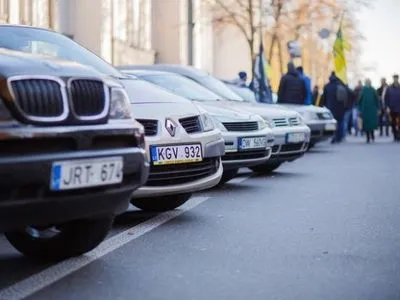 В Украине находится около 63 тысяч автомобилей на еврономерах