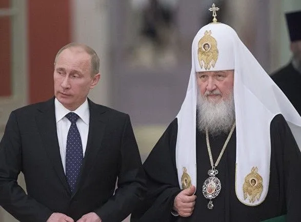 В РФ пояснили, чому на засіданні колегії Міноборони сидів патріарх Кирило