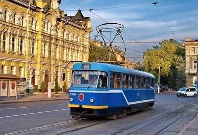 В Одессе трамвай отрезал ногу мужчине