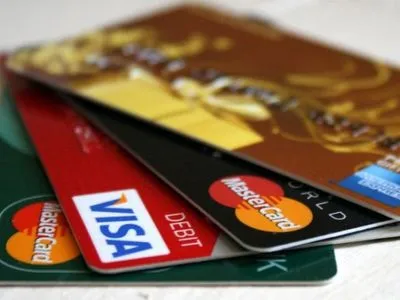 НБУ порадив, як захиститися від шахраїв власникам платіжних карток