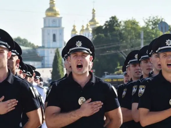 politsiya-posilit-okhoronu-tserkov-na-chas-svyat