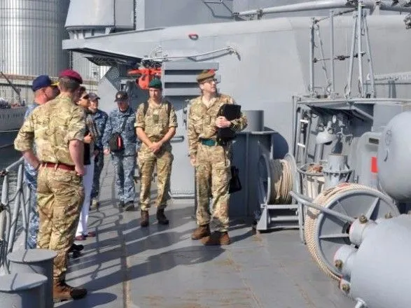 В Україну прибудуть ВМС Британії для допомоги українським військовим