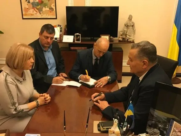 Украина предлагает провести обмен заложниками и политзаключенными 5 января