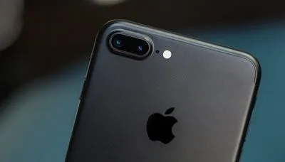 Німецький суд обмежив продаж iPhone через патентні порушення