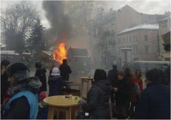 Пожар на Рождественской ярмарке во Львове: открыто уголовное производство
