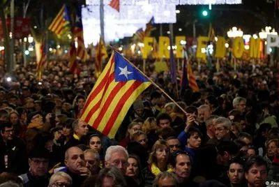 В ходе протестов в Каталонии пострадали десятки людей