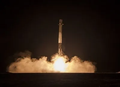 SpaceX запустила Falcon 9 із навігаційним супутником ВПС США