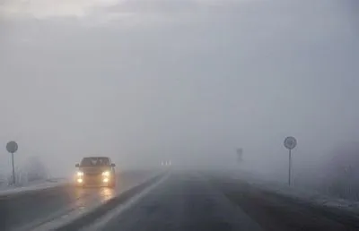 Водителей предупредили о тумане: видимость 200-500 метров