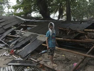 В Индонезии 62 человек погибли из-за цунами