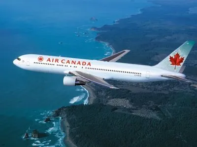 Самолет Air Canada, следовавший на Гавайи, вернулся в Канаду из-за неполадок