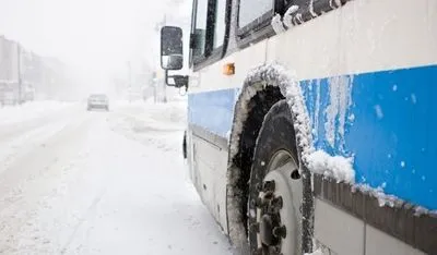 Из-за снегопада отменили половину автобусных рейсов из Полтавы