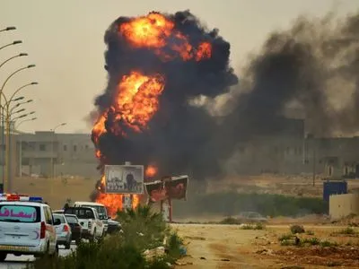 Террористы-смертники напали на МИД Ливии