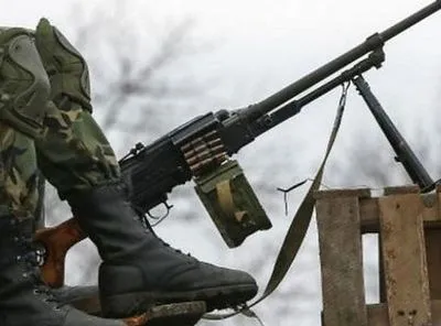 Боевики совершили пять обстрелов позиций украинских военных на Донбассе