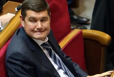 Суд отказался снять арест с офисов на Крещатике, связанных с Онищенко