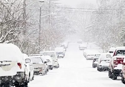 Сніг в Україні буде ще майже тиждень