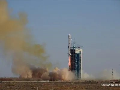 Китай вивів на орбіту сім супутників