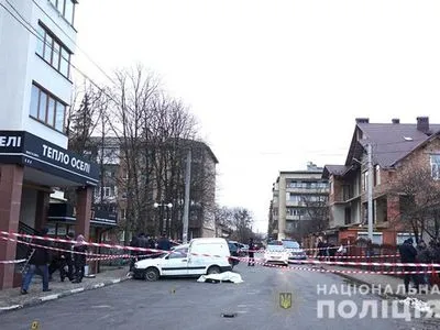 У центрі Франківська розстріляли чоловіка