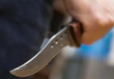 В Великобритании вооруженный ножом мужчина напал на людей в метро