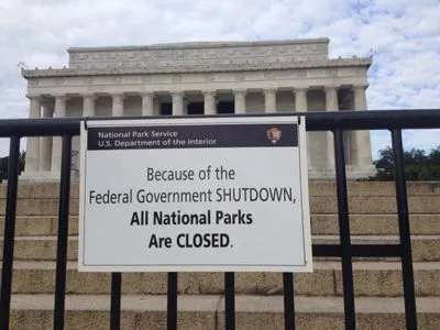 Федеральні чиновники США подали позов на уряд через "шатдаун"