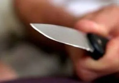 Новорічний напад з ножем у Британії розслідують як теракт