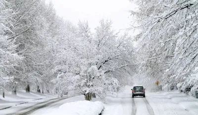В Украину идут сильные снегопады и метели