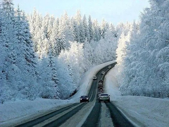 Снегопад на Закарпатье: проезд через горные перевалы свободный