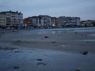 Море у Туреччині відступило на 20 метрів від берега