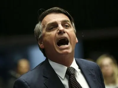 Президент Бразилії пообіцяв звільнити країну від "соціалізму та політкоректності"